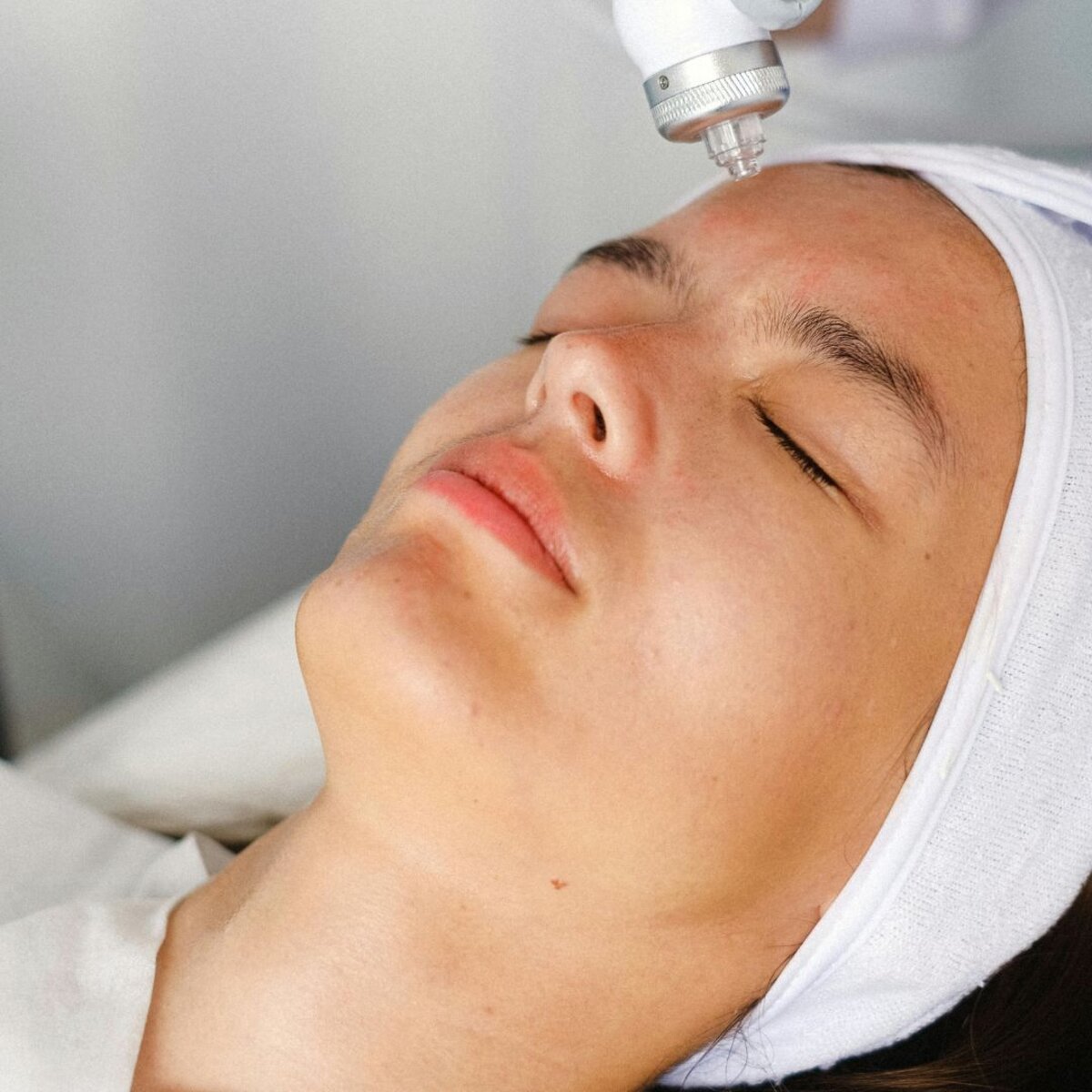 HydraFacial Signature, Deluxe oder Platinum: Welche Behandlung passt zu Ihnen?